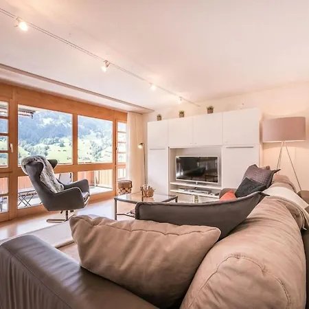 Breithorn Apartment, Eiger North Face View شقة