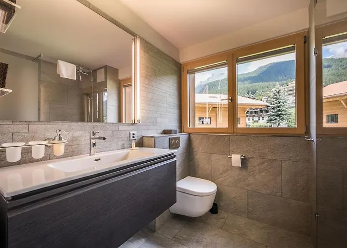 Breithorn Apartment, Eiger North Face View Apartment *